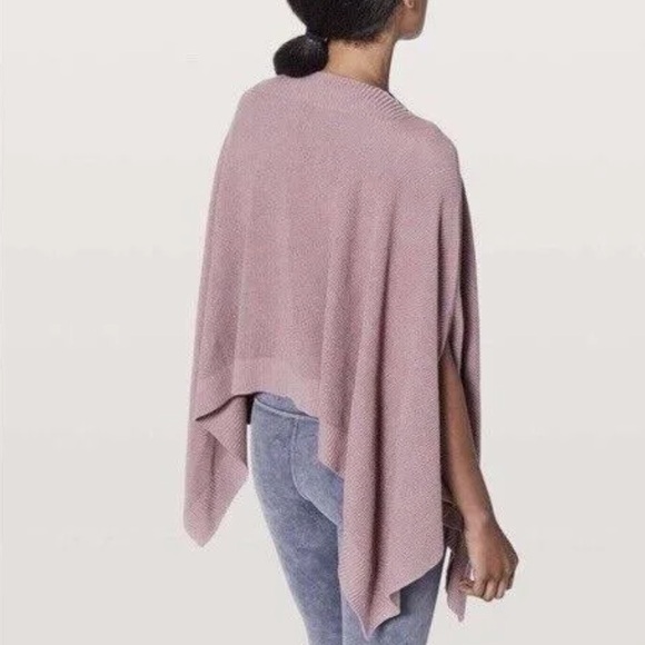 Lululemon Forward Flow Cape Knit Poncho - Picture 9 of 9